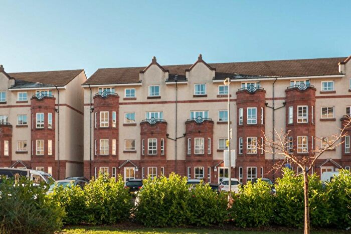 3 Bedroom Flat To Rent In Hopetoun Street, Edinburgh, EH7