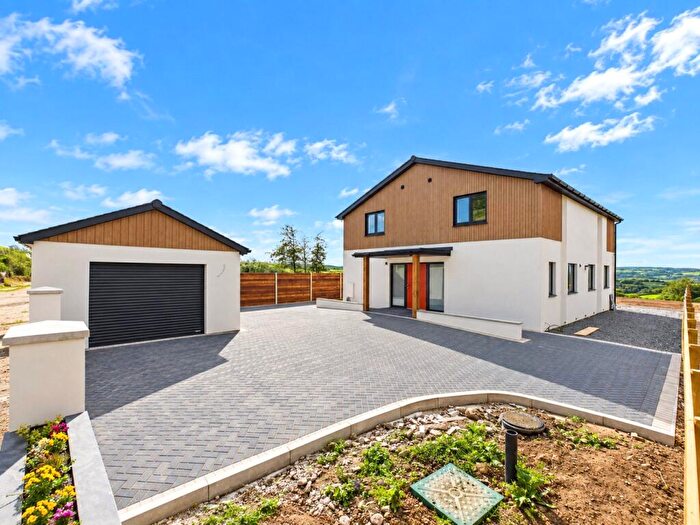 4 Bedroom Detached House For Sale In Bridgerule, Holsworthy, Devon, EX22