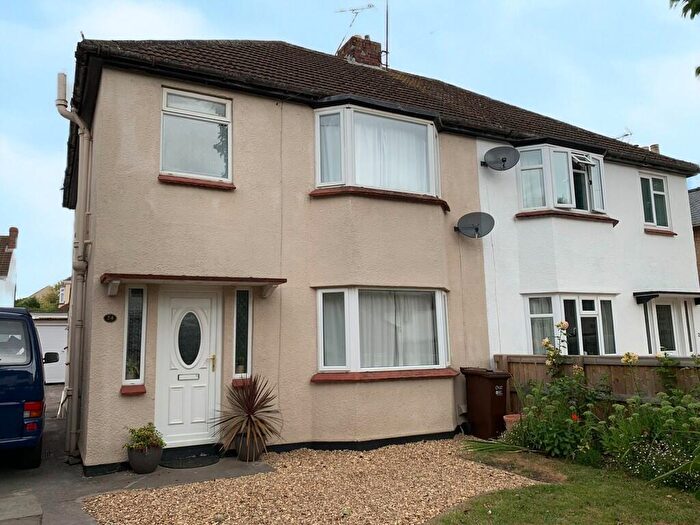 3 Bedroom Semi-Detached House To Rent In Dommetts Lane, Frome, BA11