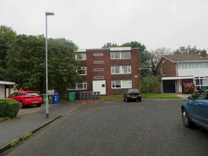 1 Bedroom Flat To Rent In Peveril Crescent, Chorlton, Manchester., M21