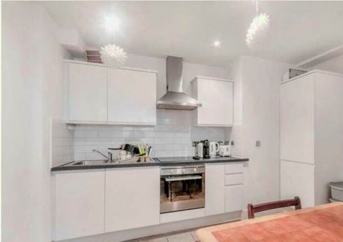 1 Bedroom Flat To Rent In Artichoke Hill, London, E1W
