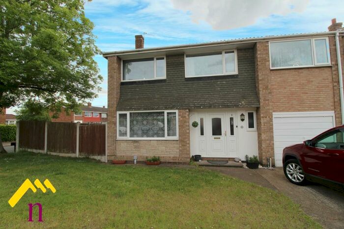 3 Bedroom Semi-Detached House To Rent In Fore Hill Avenue, Bessacarr, Doncaster, DN4