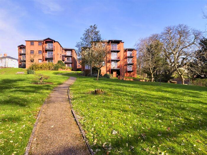 2 Bedroom Flat To Rent In Colehurst Park, Lansdowne Walk, Worcester, Worcestershire, WR3