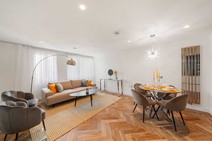 2 Bedroom Flat To Rent In Eagle Point, City Road, London, EC1V