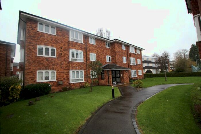 2 Bedroom Flat To Rent In Alderham Close, Solihull, B91