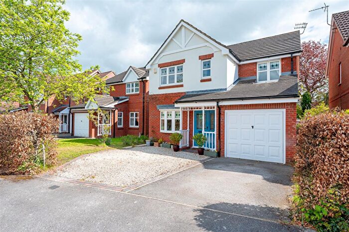4 Bedroom Detached House For Sale In Sails Drive, Heslington, York, YO10