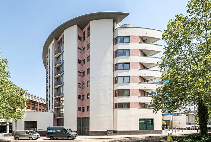 Apartment To Rent In Balmoral House, Canons Way, Bristol, BS1