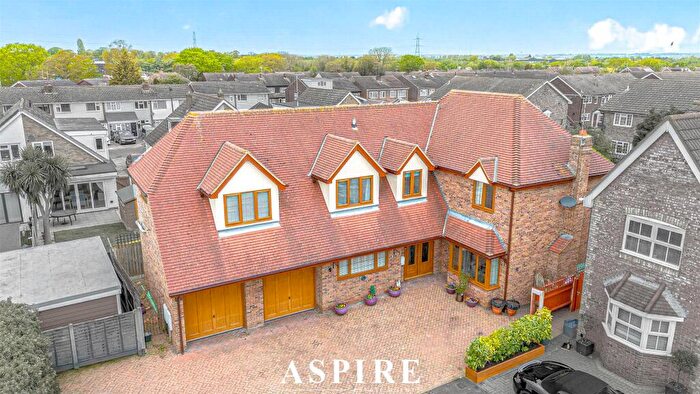 5 Bedroom Detached House For Sale In Ashwood, Benfleet, SS7