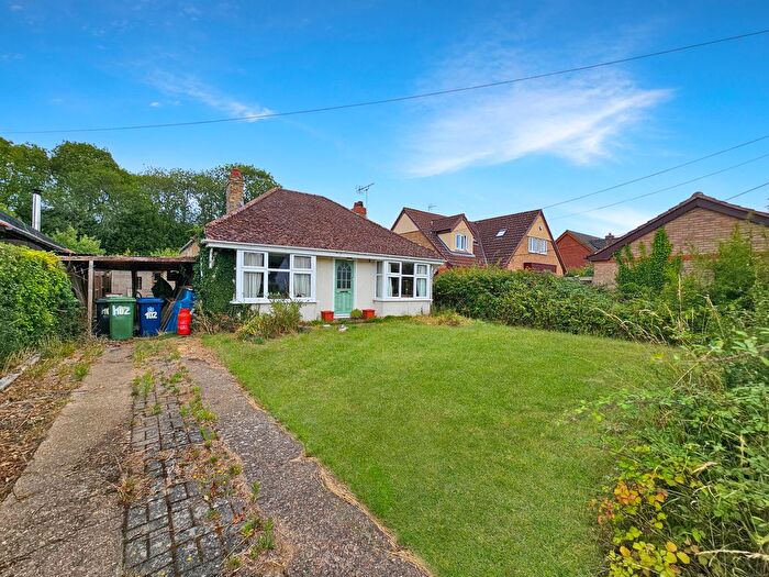 2 Bedroom Detached Bungalow For Sale In Swaynes Lane, Comberton, CB23