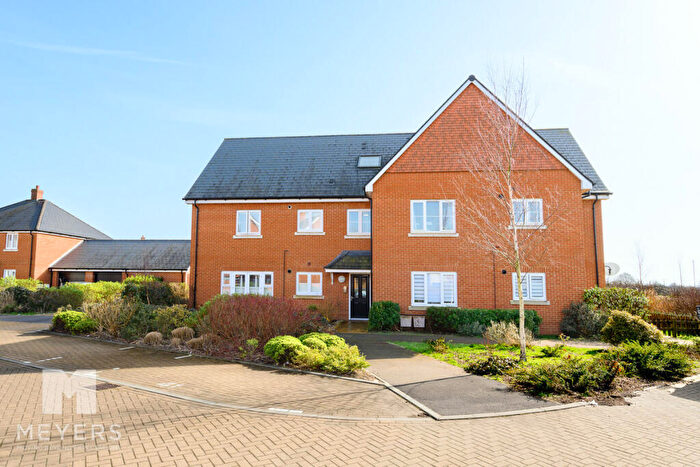 2 Bedroom Apartment For Sale In Narrowleaf Drive | Ringwood |, BH24