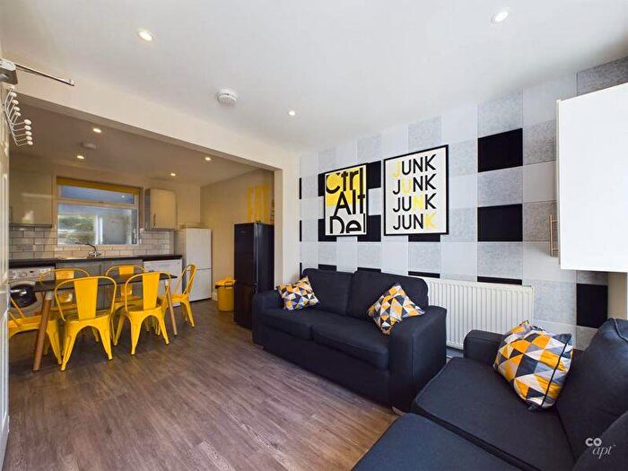 6 Bedroom Terraced House To Rent In Washington Street, Brighton, BN2