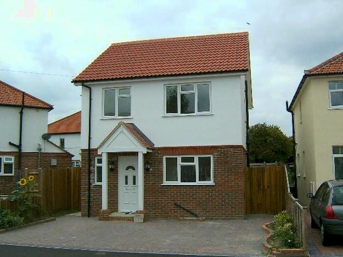 3 Bedroom Detached House To Rent In Lennard Road, Dunton Green, Sevenoaks, TN13