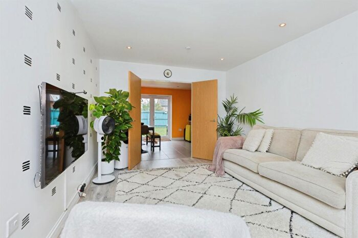 4 Bedroom Detached House For Sale In Meteor Way, Whetstone, Leicester, LE8