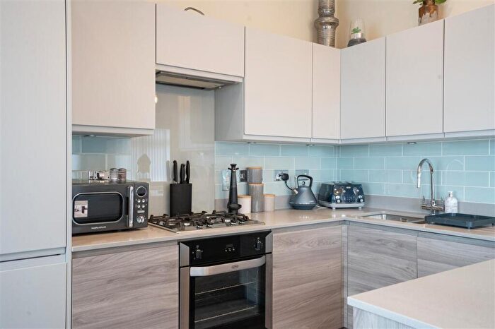 2 Bedroom Apartment To Rent In Boughton Court, Solihull, B90