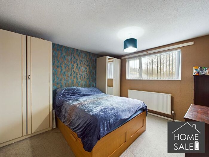 3 Bedroom Terraced House For Sale In Lasham Court, Bellinge, Northampton, NN3