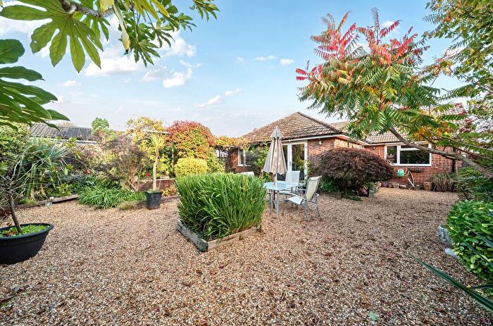 3 Bedroom Bungalow For Sale In Longmynd Drive, Hampshire, PO14