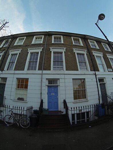 1 Bedroom Flat To Rent In Offord Road, London, N1