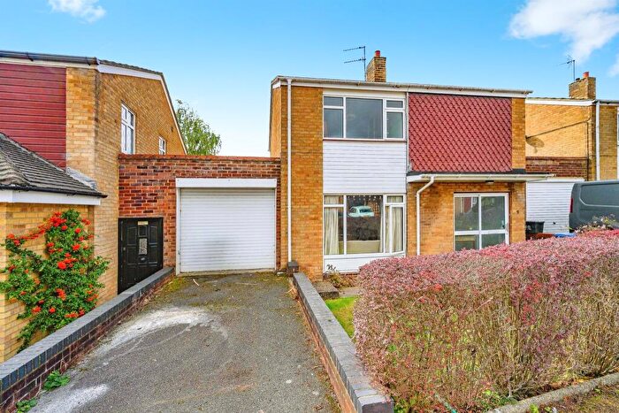 3 Bedroom Link Detached House For Sale In Apollo Way, Hemel Hempstead, HP2
