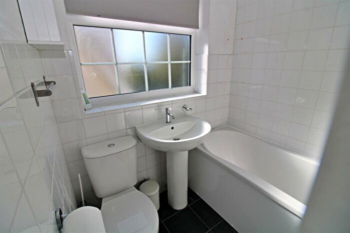 2 Bedroom Apartment To Rent In Ascot Road, Thornton-Cleveleys, FY5