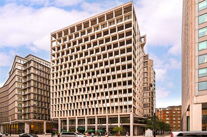 1 Bedroom Flat To Rent In Kings Gate Walk, Victoria, SW1E