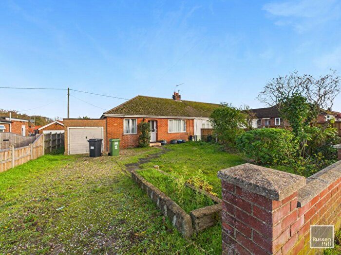 3 Bedroom Semi-Detached Bungalow For Sale In Olive Road, New Costessey, NR5