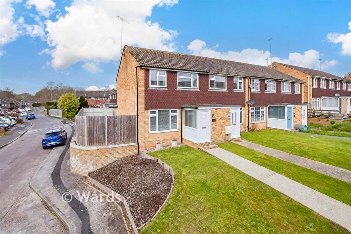 3 Bedroom End Of Terrace House For Sale In Lenside Drive, Bearsted, Maidstone, Kent, ME15