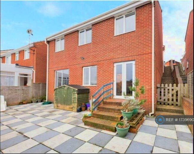 5 Bedroom Detached House To Rent In Burrator Drive, Exeter, EX4