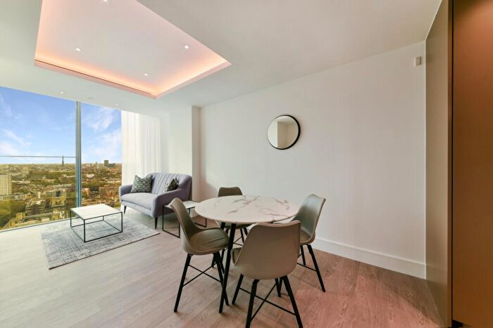 2 Bedroom Flat To Rent In Carrara Tower, City Road, Bolinder Place, Islington, London, EC1V