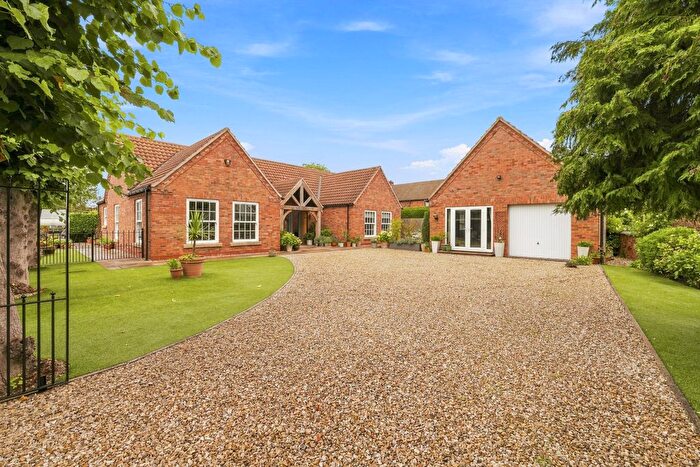 3 Bedroom Bungalow For Sale In Church Street, Long Bennington, Newark, Nottinghamshire, NG23