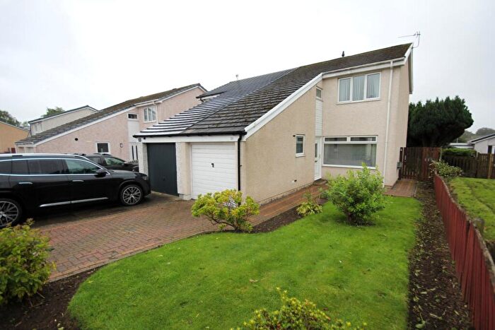3 Bedroom Semi-Detached House For Sale In Bruntsfield Avenue, Kilwinning, North Ayrshire, KA13