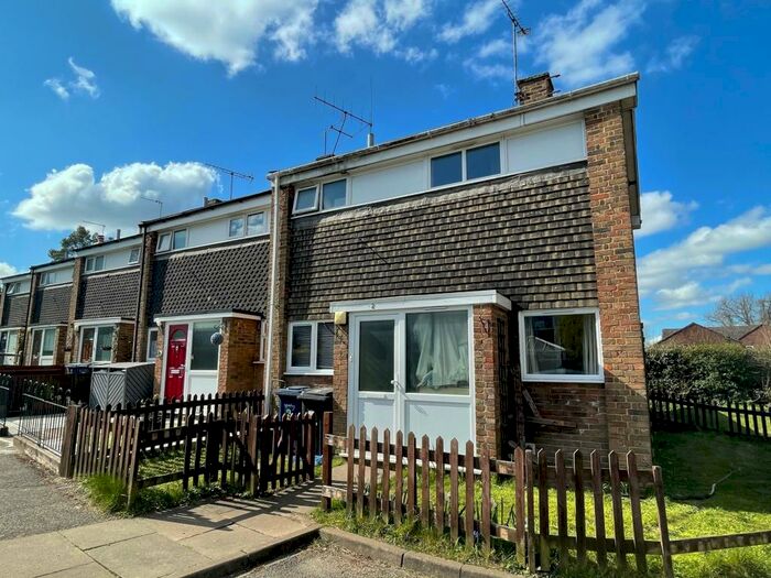 2 Bedroom Terraced House To Rent In Bardsley Drive, GU9