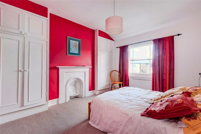 1 Bedroom Apartment To Rent In Cantelowes Road, London, NW1