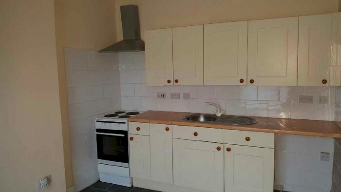 1 Bedroom Flat To Rent In Ipsley Street, Redditch, B98