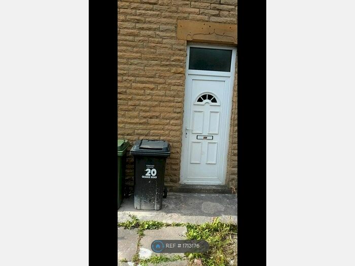 2 Bedroom Terraced House To Rent In Grange Road, Batley, WF17