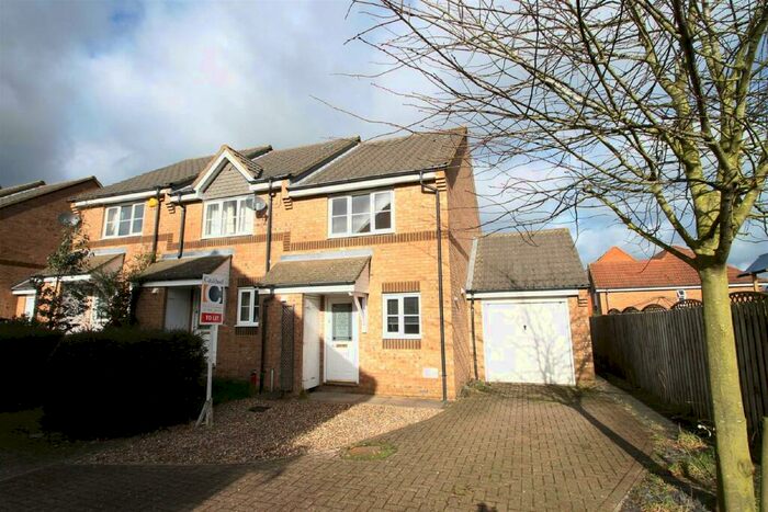 2 Bedroom End Of Terrace House To Rent In Steeple Close, Tattenhoe, MK4