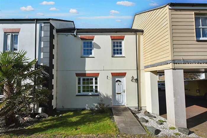 3 Bedroom Terraced House For Sale In Chyandour, Redruth, TR15