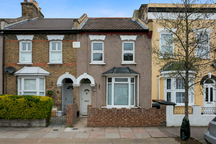 2 Bedroom Terraced House To Rent In Vansittart Road, Forest Gate, E7