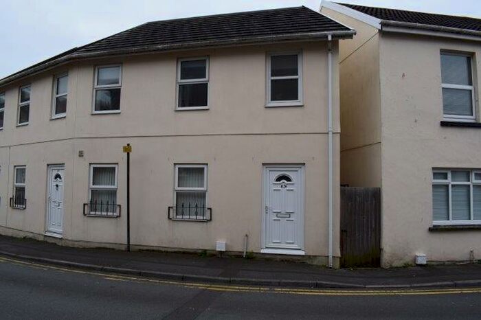 2 Bedroom Flat To Rent In Wern Road, Llanelli, Carmarthenshire, SA15