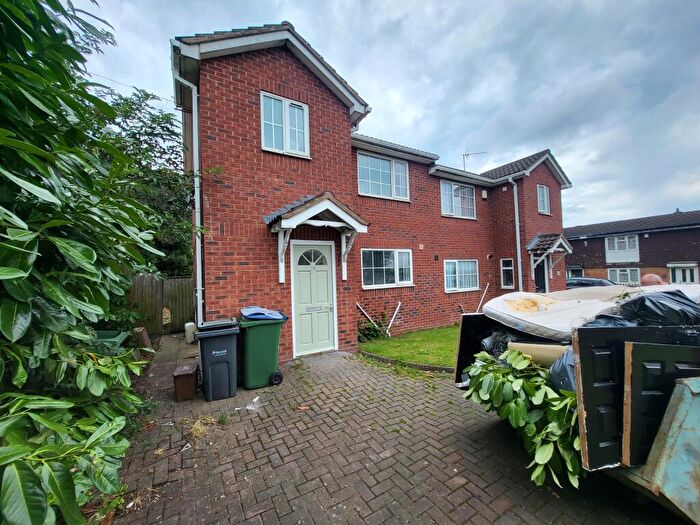 3 Bedroom Semi-Detached House To Rent In Charles Avenue, Rowley Regis, B65
