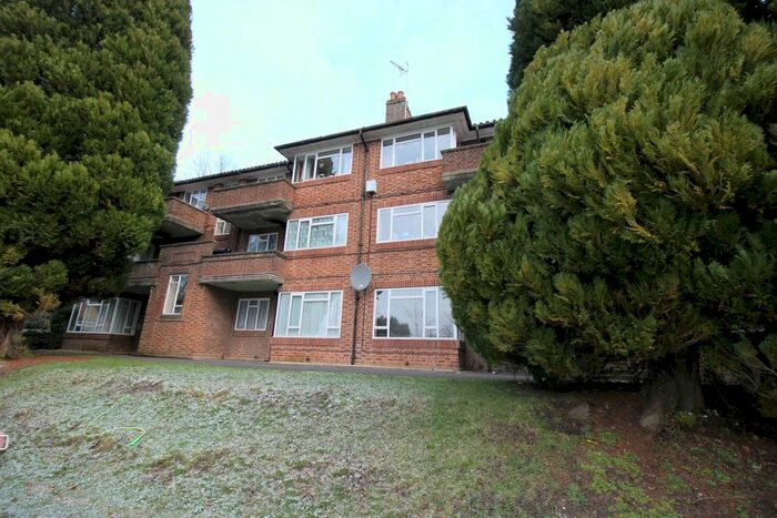 3 Bedroom Flat To Rent In Havenfield Court, Totteridge Road, High Wycombe HP13