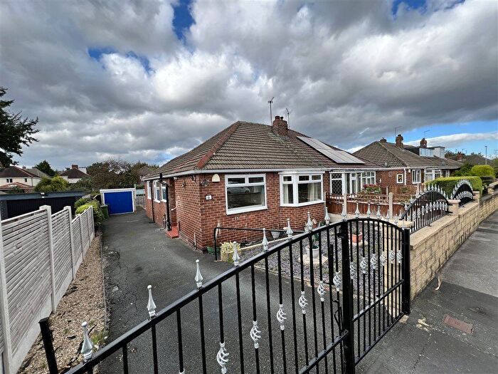 3 Bedroom Bungalow To Rent In Kingsway, Garforth, LS25