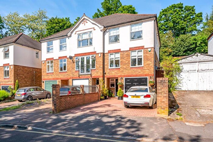 4 Bedroom Town House For Sale In Madeira Avenue, Shortlands, BR2