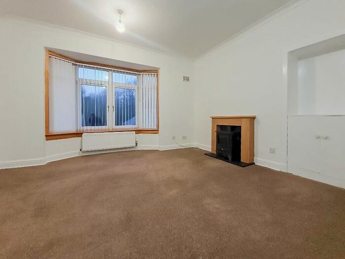 2 Bedroom Flat To Rent In Croft Crescent, Markinch, Glenrothes, KY7