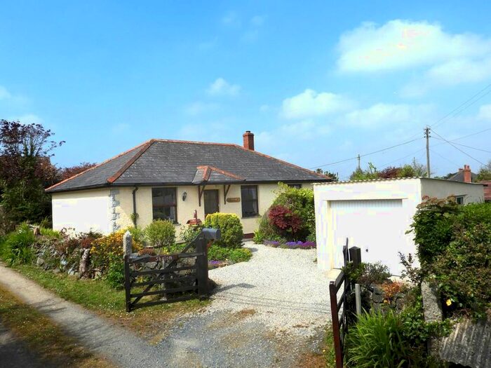 3 Bedroom Detached Bungalow For Sale In Garras, Helston, TR12