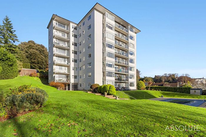 2 Bedroom Flat For Sale In Lower Warberry Road, Torquay, TQ1