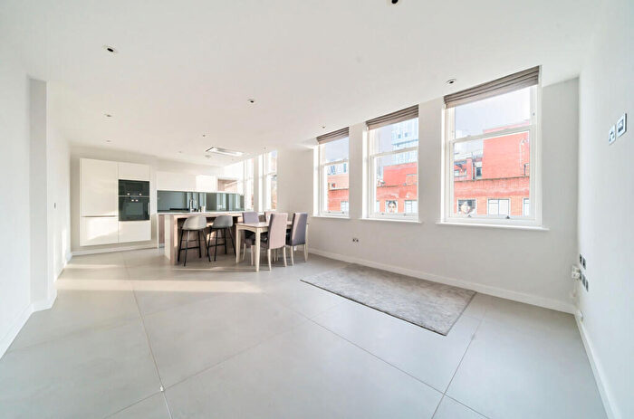 2 Bedroom Apartment For Sale In St. John Street, Manchester, Greater Manchester, M3