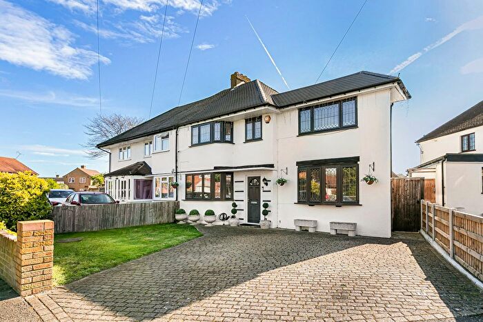 4 Bedroom Semi-Detached House For Sale In Ashridge Way, Sunbury-On-Thames, Surrey, TW16