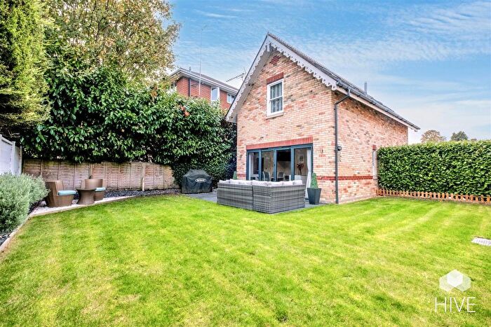 2 Bedroom Detached House For Sale In Cavendish Road, Bournemouth, BH1