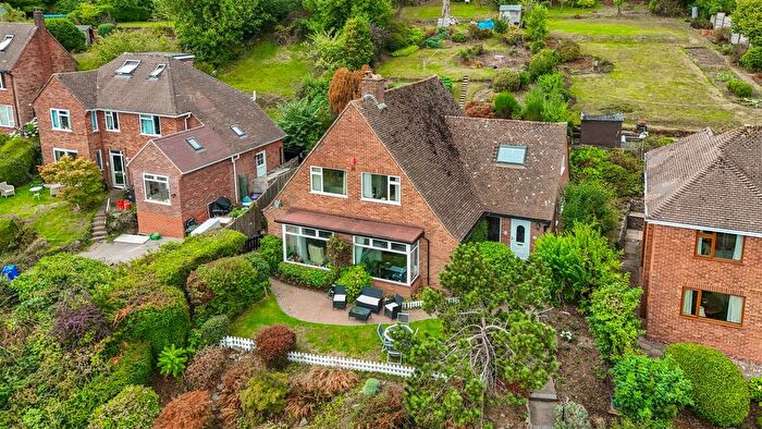 4 Bedroom Detached House For Sale In Lodge Drive, Malvern, WR14