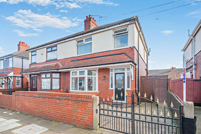 3 Bedroom Semi-Detached House For Sale In Tennyson Road, Cleethorpes, DN35